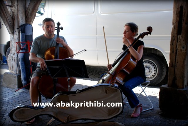 Street performance, France (2)